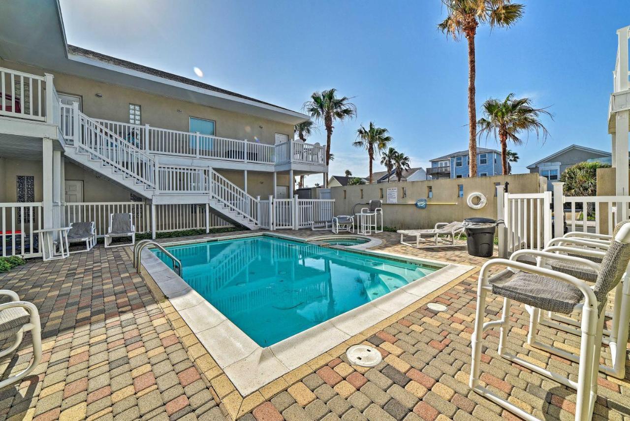 Modern Island Condo With Pool Steps To The Beach! South Padre Island Exterior photo