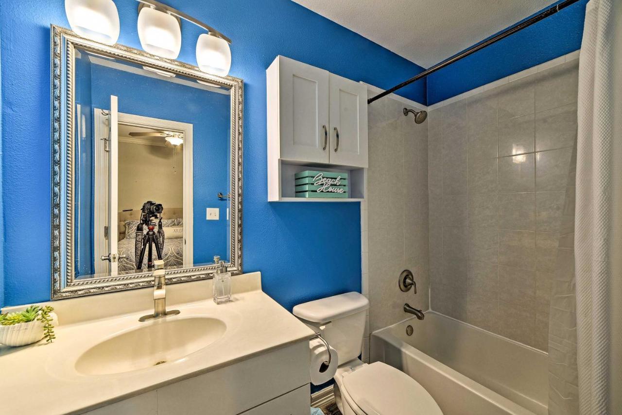 Modern Island Condo With Pool Steps To The Beach! South Padre Island Exterior photo